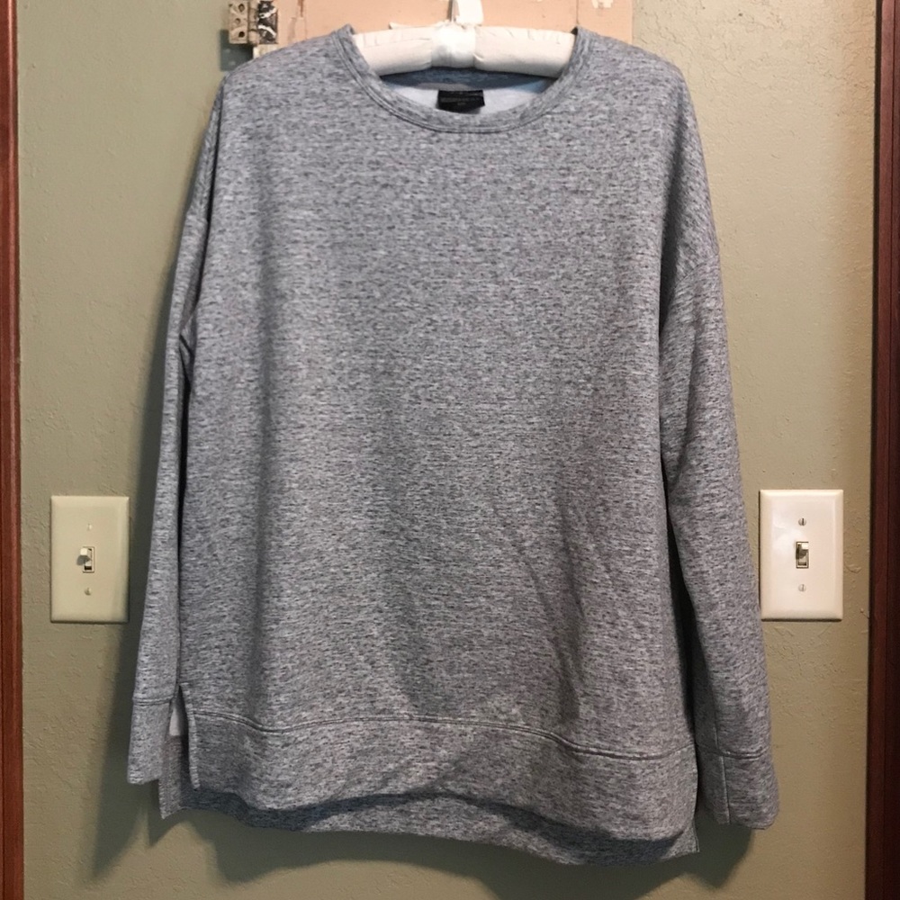 SUPER Soft 32 Degrees Heat Sweatshirt